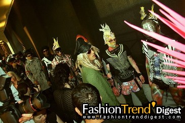 FTD-foto̽IJohn Galliano_ʿ