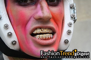 FTD-foto̽IJohn Galliano_(zhn)ʿ