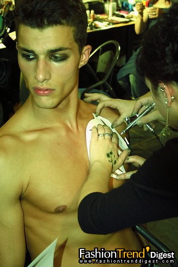 FTD-foto̽IJohn Galliano_ʿ