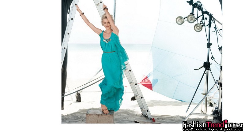 ESCADA 2010ďVDƬ