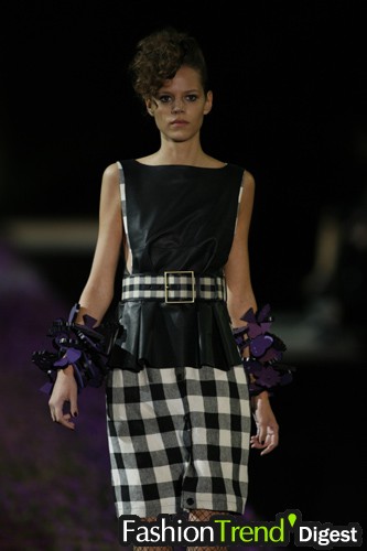 Yves Saint Laurent 07ĸDƬ