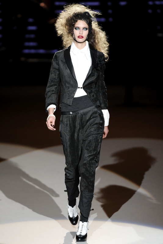 Diesel 09ﶬDƬ