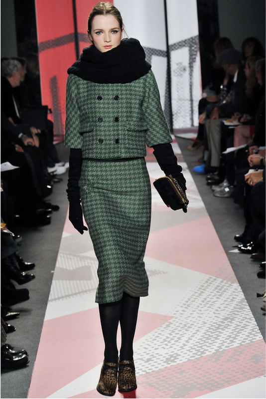 DKNY 09ﶬDƬ