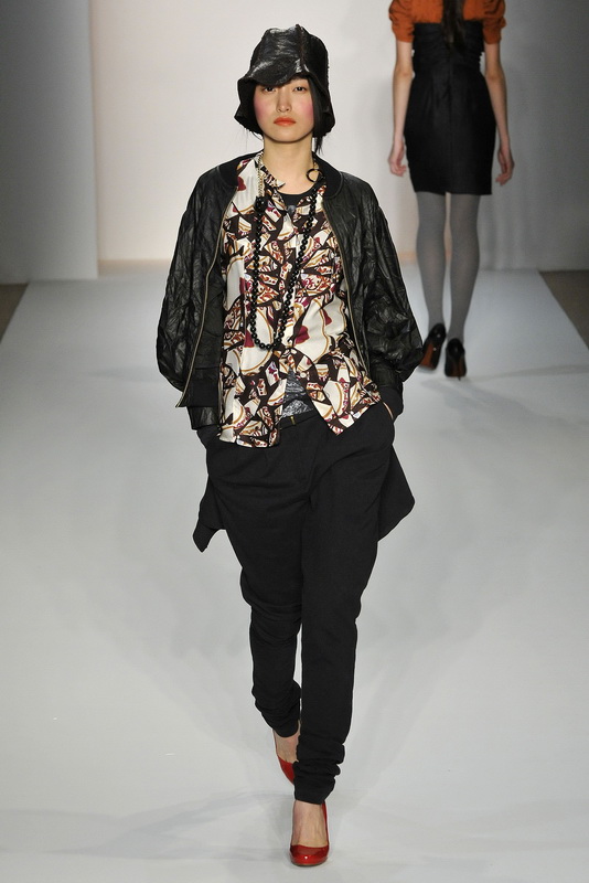 Karen Walker 09ﶬDƬ