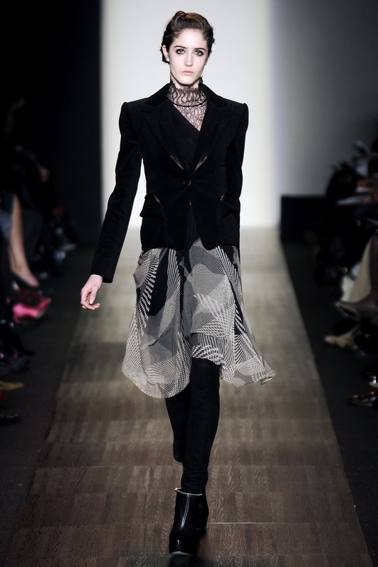 Max Azria Collection 09ﶬDƬ