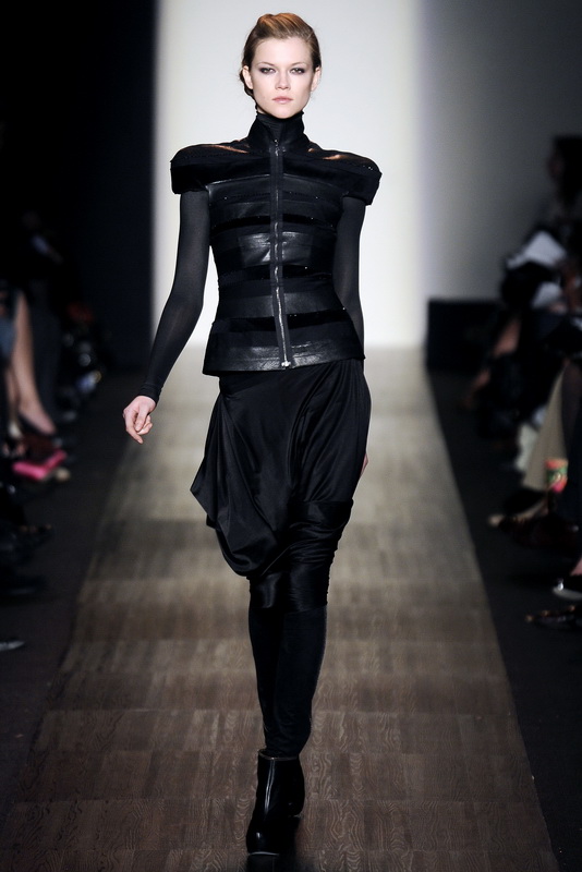 Max Azria Collection 09ﶬDƬ