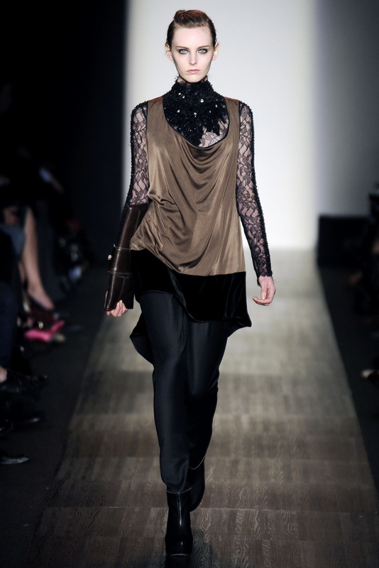 Max Azria Collection 09ﶬDƬ