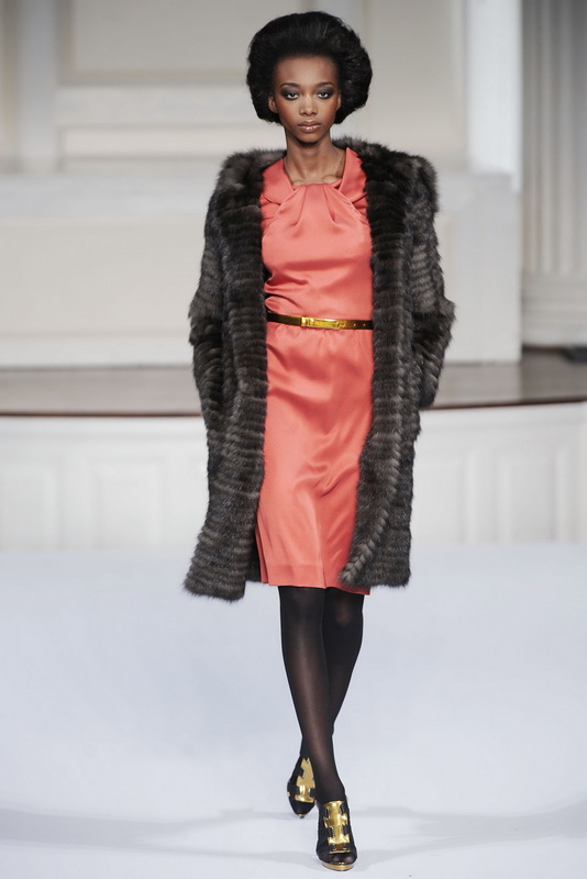 Oscar De La Renta 09ﶬDƬ
