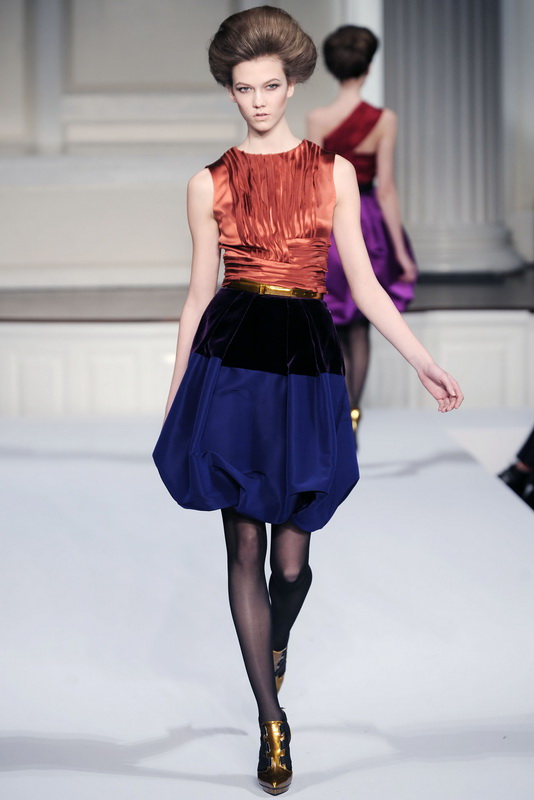 Oscar De La Renta 09ﶬDƬ
