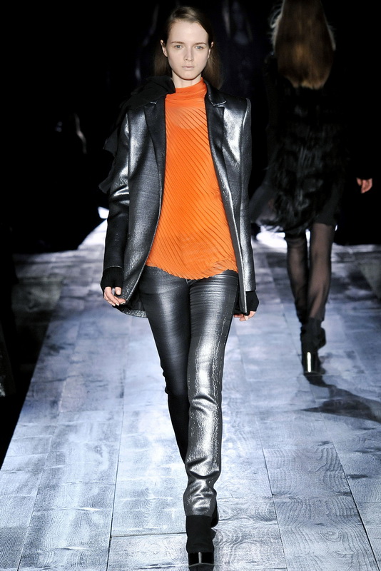 Philosophy Di Alberta Ferretti 09ﶬDƬ