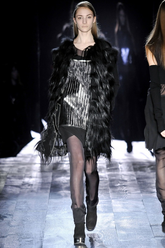Philosophy Di Alberta Ferretti 09ﶬDƬ