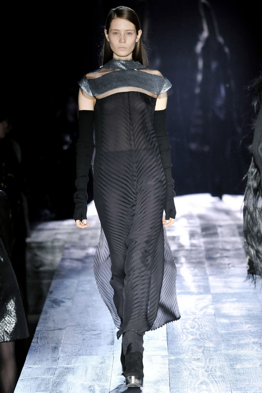 Philosophy Di Alberta Ferretti 09ﶬDƬ