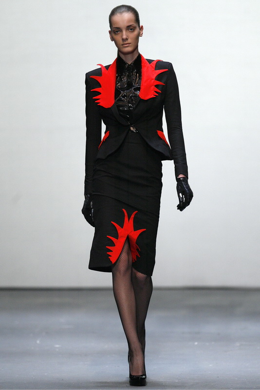 Danielle Scutt 09秋冬