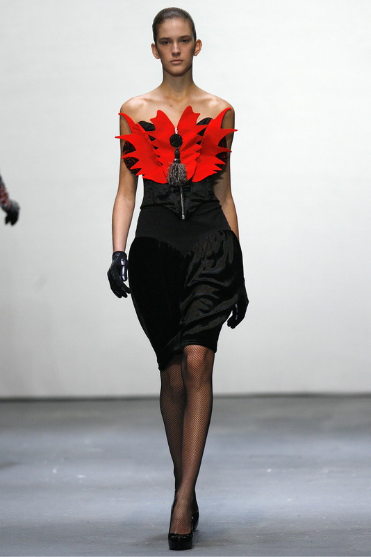 Danielle Scutt 09秋冬