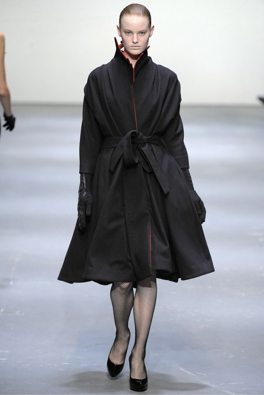 Danielle Scutt 09秋冬
