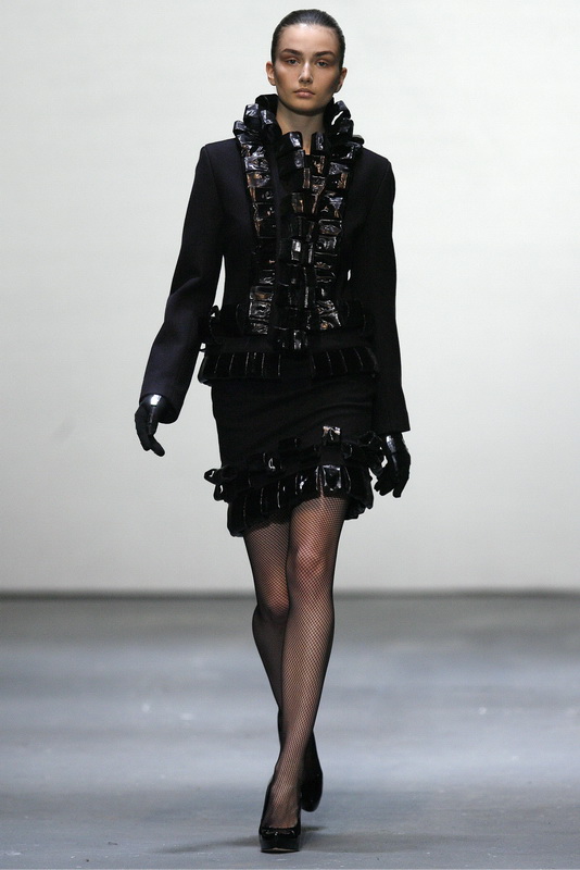Danielle Scutt 09秋冬