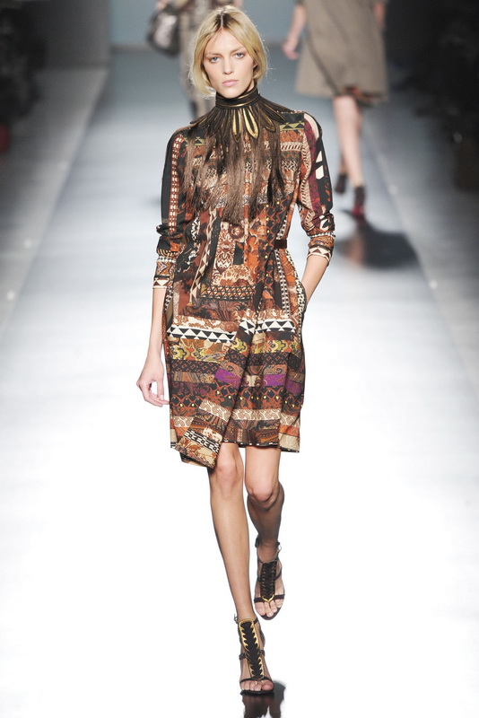 Etro 09ﶬDƬ