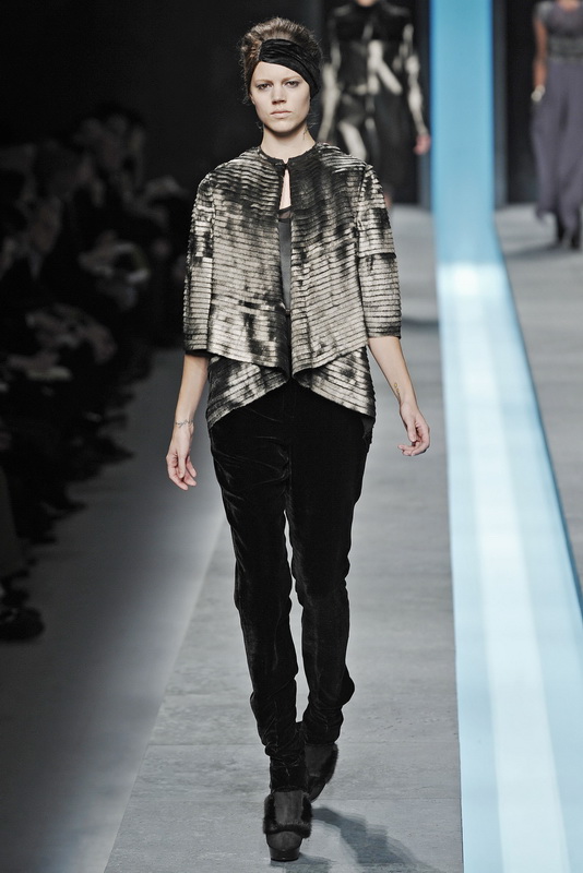 Fendi 09ﶬDƬ