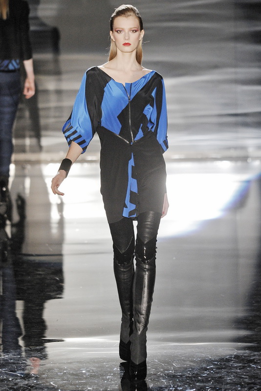 Gucci 09ﶬDƬ