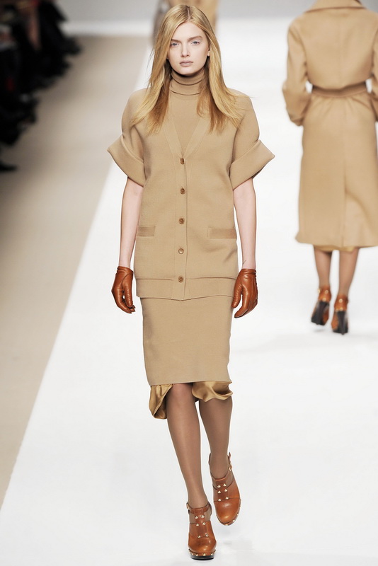 Maxmara 09ﶬDƬ