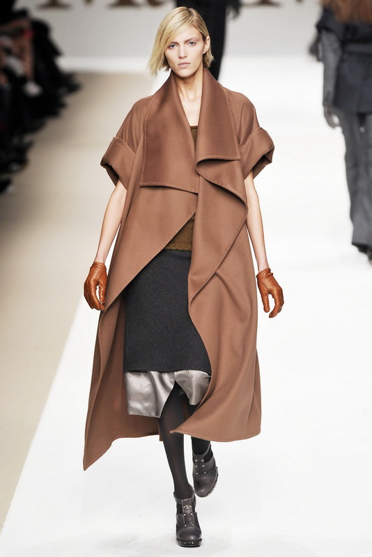 Maxmara 09ﶬDƬ