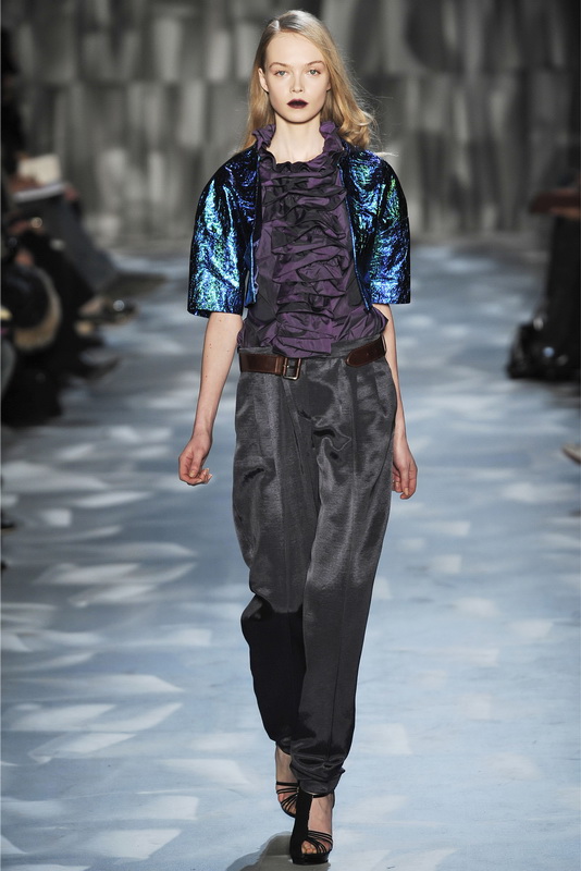 Moschino - Cheap & Chic 09ﶬDƬ