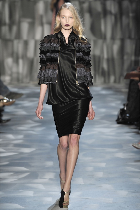 Moschino - Cheap & Chic 09ﶬDƬ