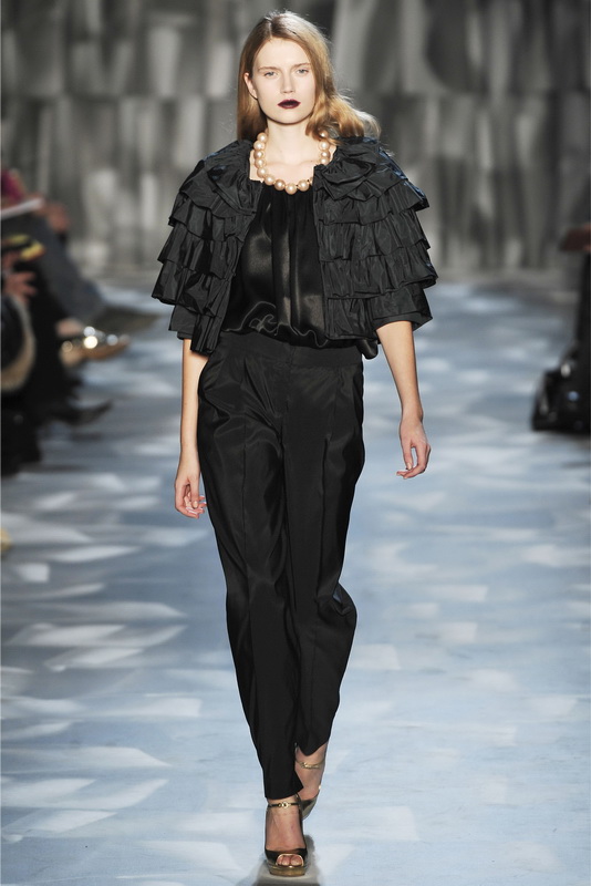 Moschino - Cheap & Chic 09ﶬDƬ