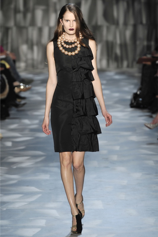 Moschino - Cheap & Chic 09ﶬDƬ