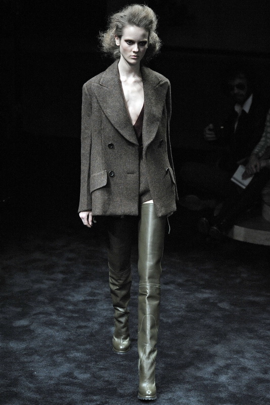 Prada 09ﶬDƬ
