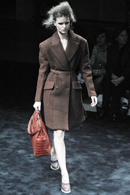 Prada 09ﶬDƬ