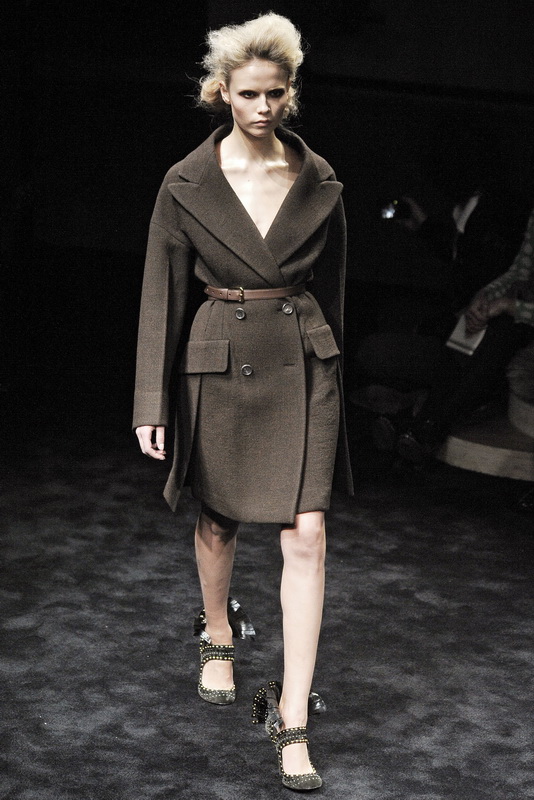 Prada 09ﶬDƬ
