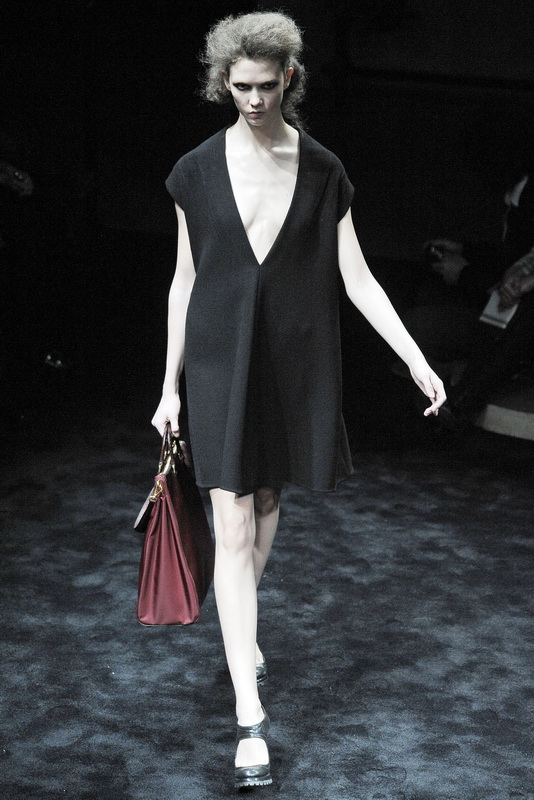 Prada 09ﶬDƬ