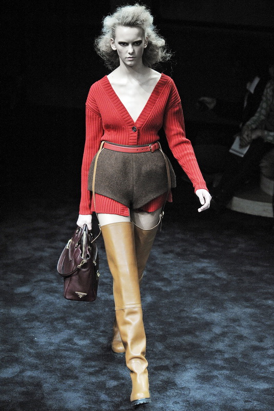 Prada 09ﶬDƬ