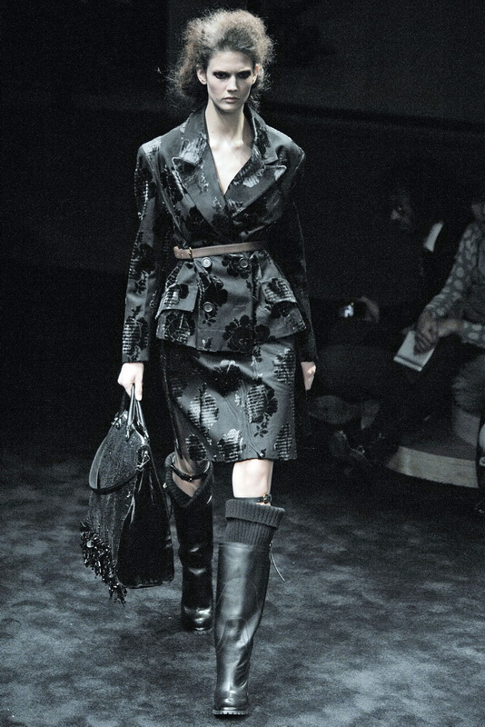 Prada 09ﶬDƬ
