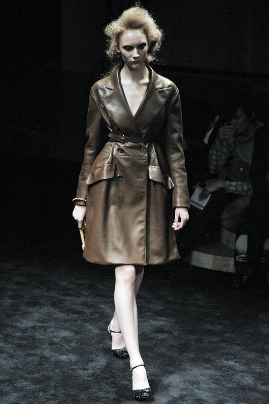 Prada 09ﶬDƬ