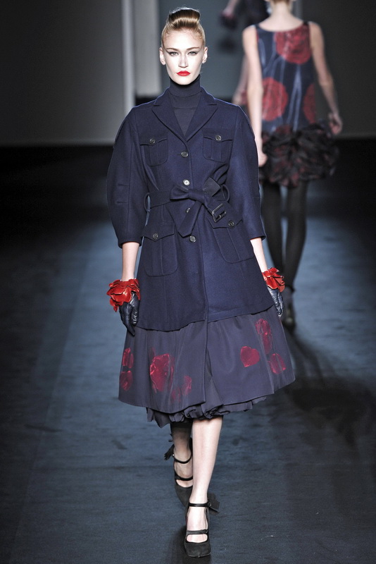 Moschino 09ﶬDƬ
