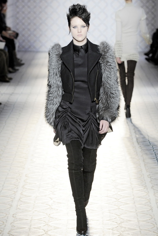 Pollini By Rifat Ozbek 09ﶬDƬ