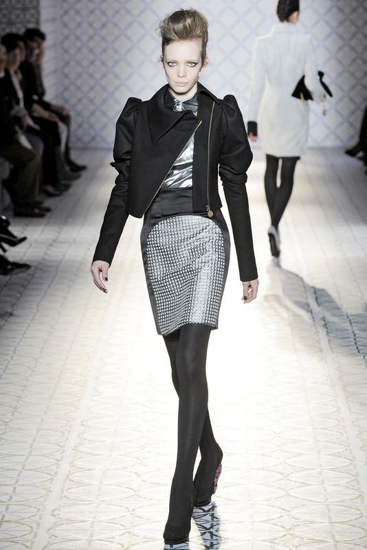 Pollini By Rifat Ozbek 09ﶬDƬ