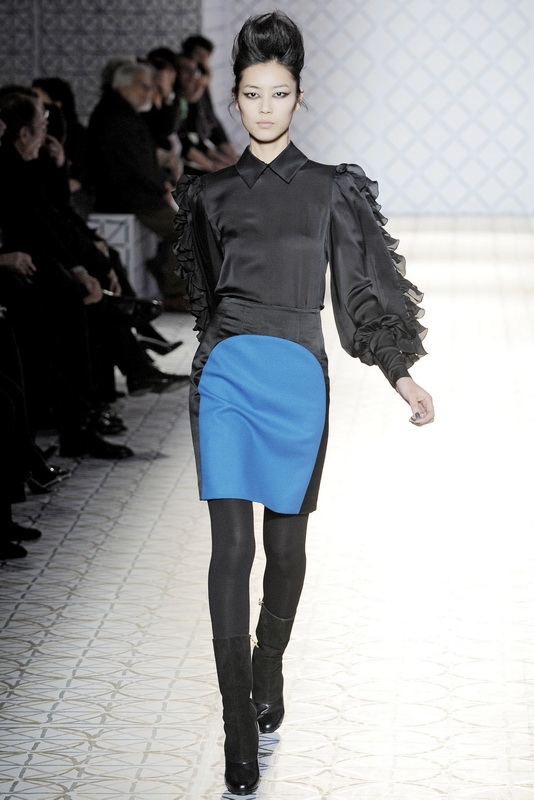 Pollini By Rifat Ozbek 09ﶬDƬ