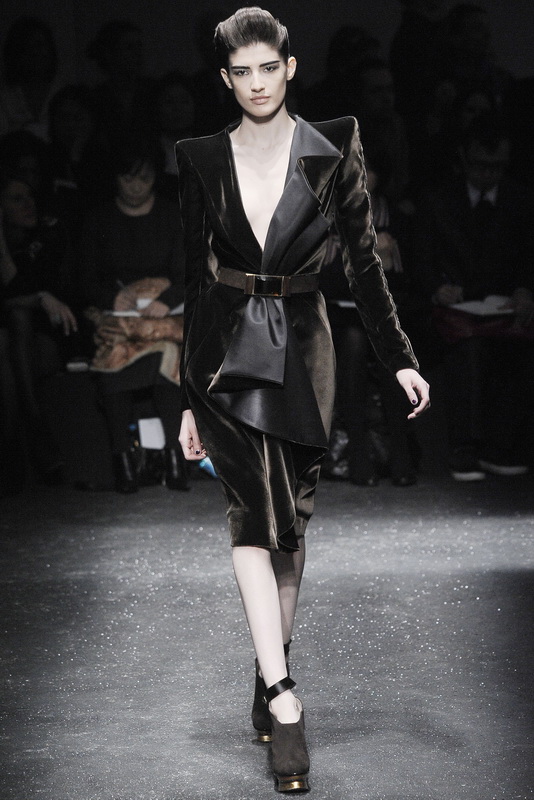 Gianfranco Ferre 09ﶬDƬ