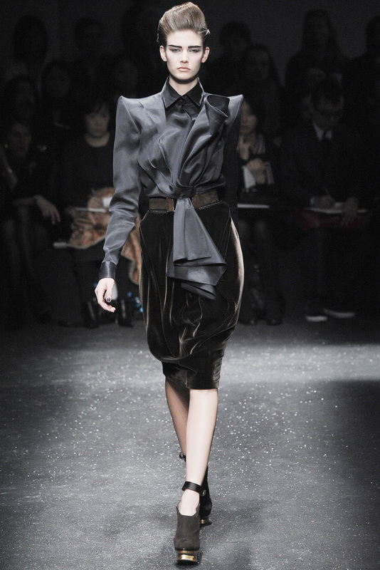 Gianfranco Ferre 09ﶬDƬ
