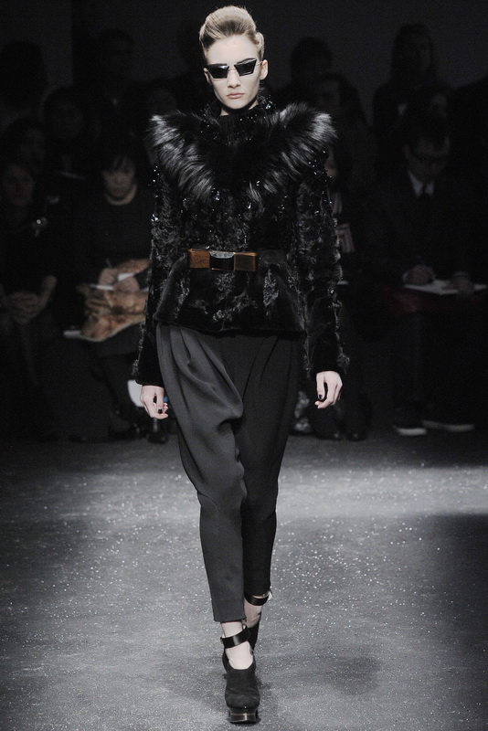 Gianfranco Ferre 09ﶬDƬ