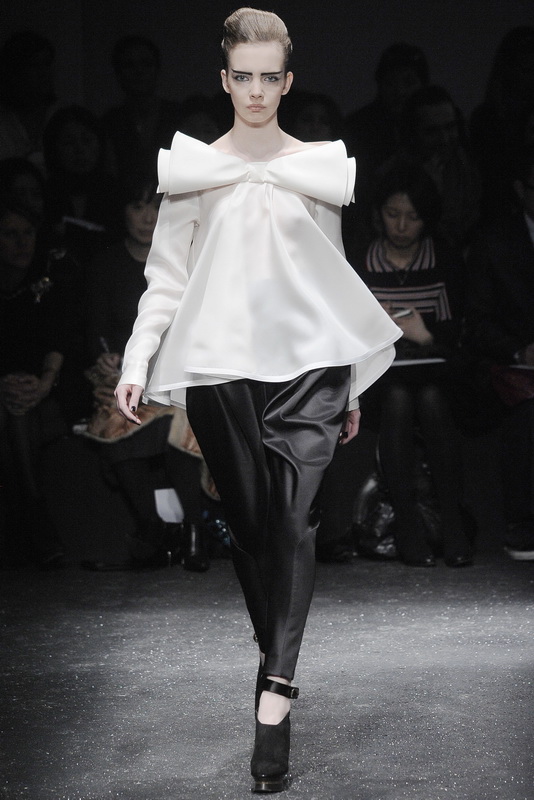 Gianfranco Ferre 09ﶬDƬ