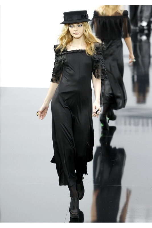 Chanel 09ﶬDƬ