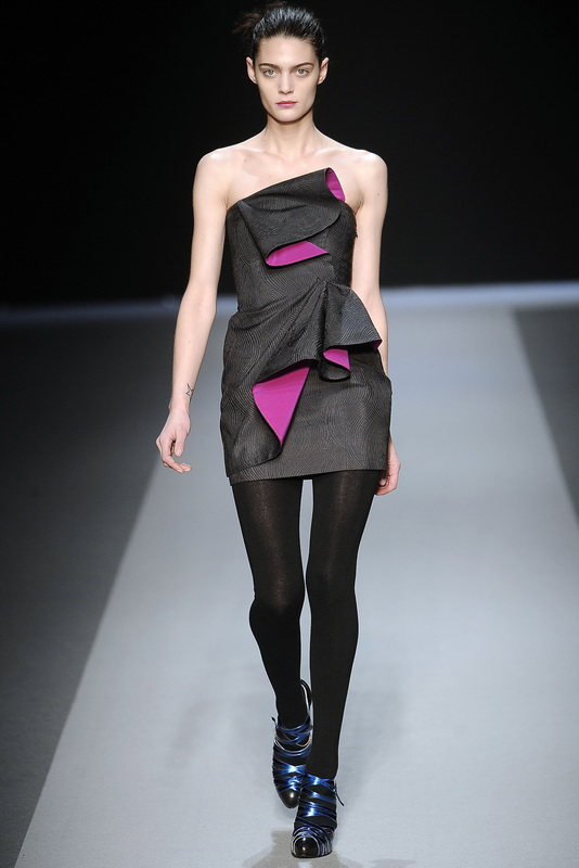 Emanuel ungaro 09ﶬDƬ