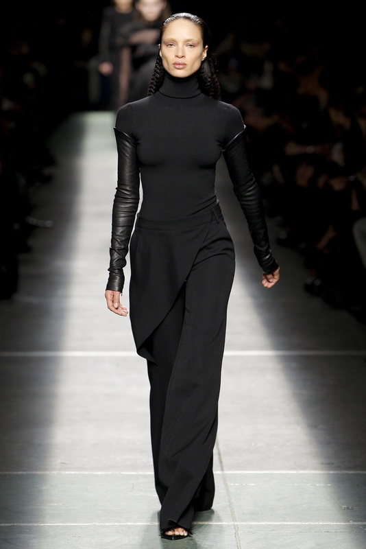 Givenchy 09ﶬDƬ