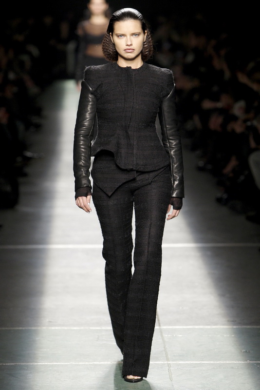 Givenchy 09ﶬDƬ