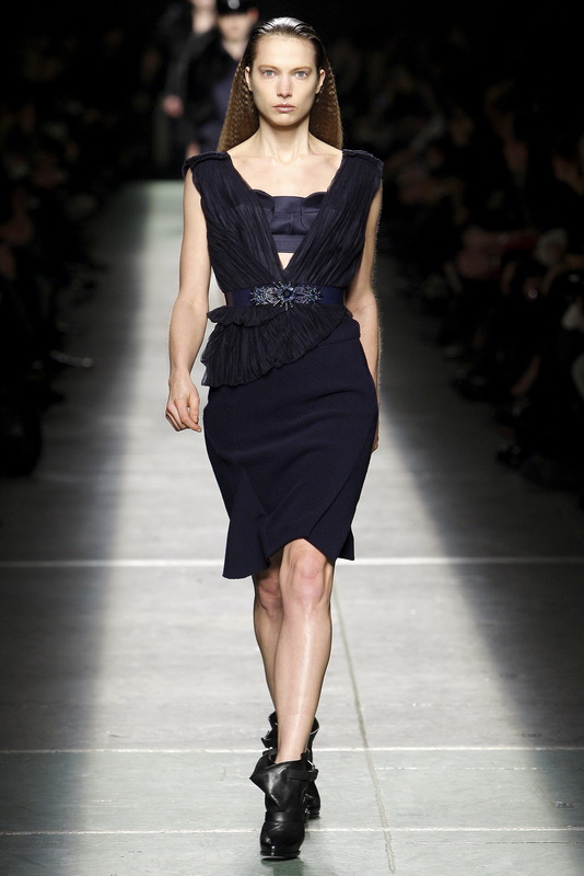 Givenchy 09ﶬDƬ
