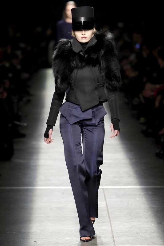 Givenchy 09ﶬDƬ